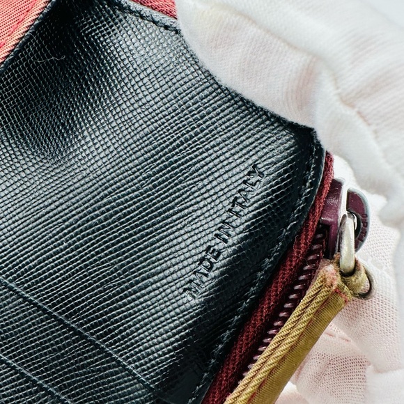Prada Men's Burgundy Wallet - Picture 7 of 10
